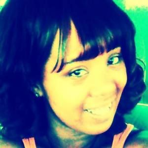 Meet your Posher, Cynthia